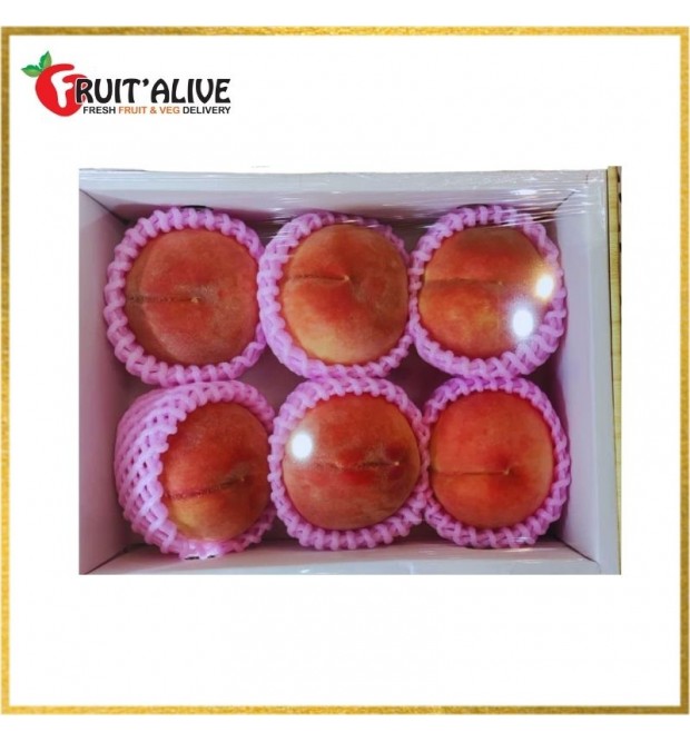 PEACHES FROM JAPAN 5-6 PIECES PER BOX (FRUIT)